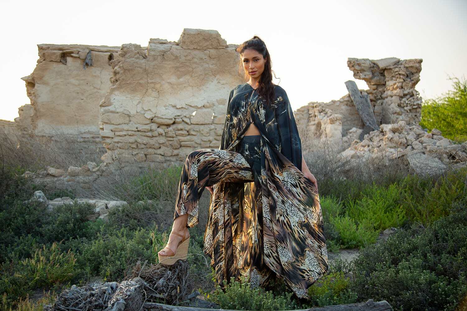 Black-Jaguar-Kaftan-and-Pants-House-of-Kimmi-6.jpg